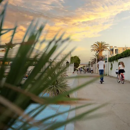 Mare Blu ホテル 3*