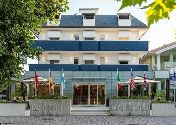 Mare Blu فندق 3*